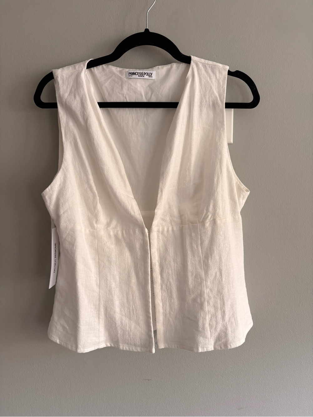 Princess Polly Cream Sleeveless V-Neck Top / Vest - Linen / Cotton Blend